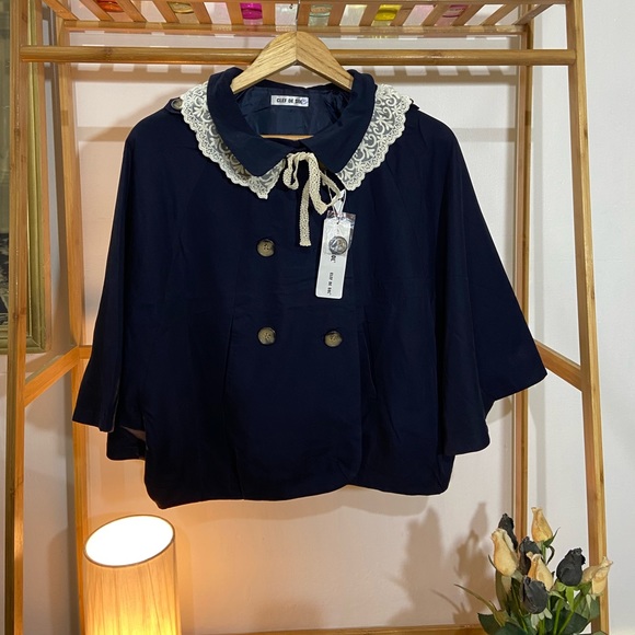 Cape Coat.Size - S-L - Picture 4 of 12